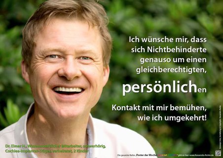 Poster mit lachendem Mann zum Thema Persönlicher Kontakt